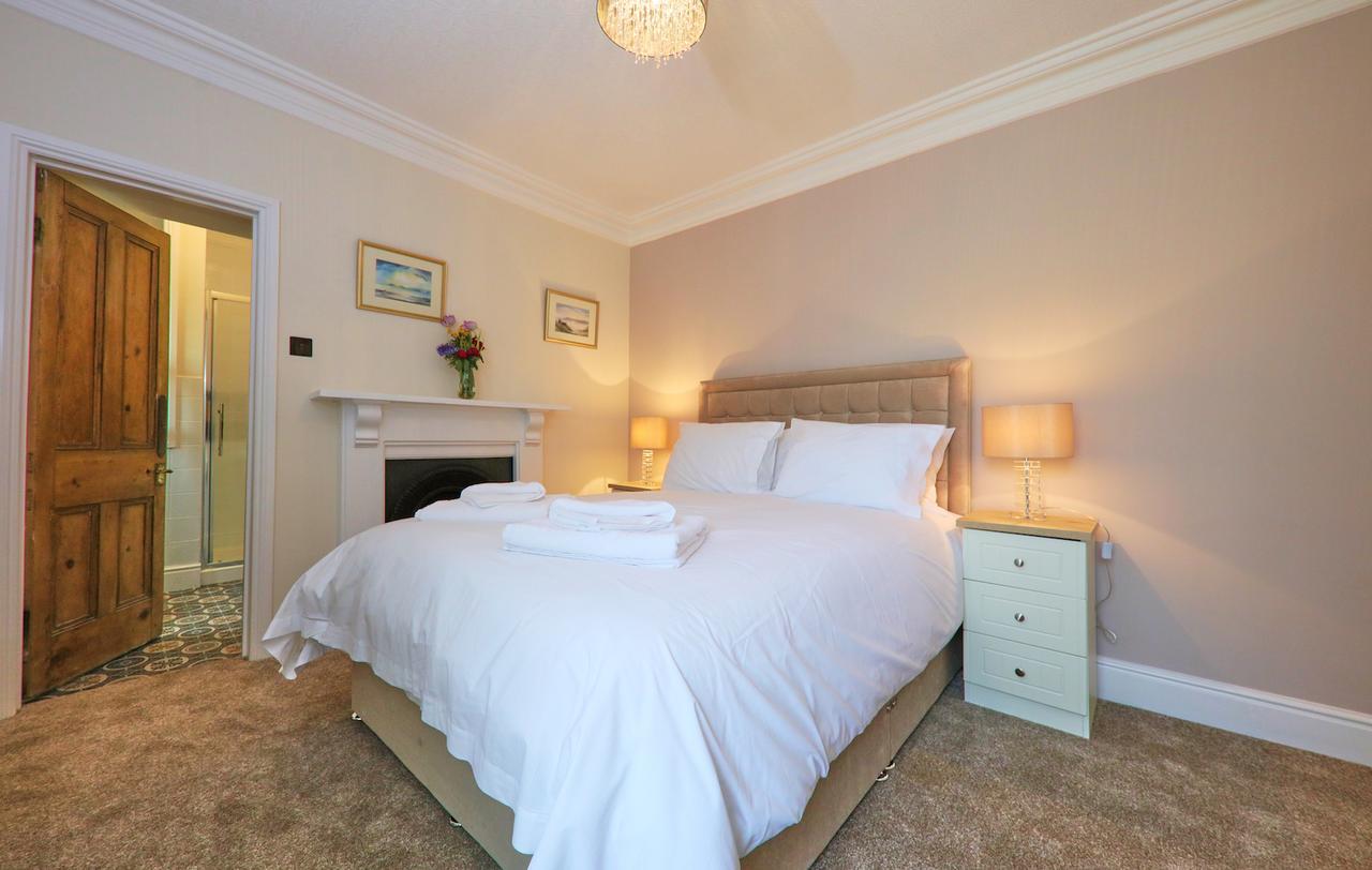 Llwyn Country House Llanelli Extérieur photo