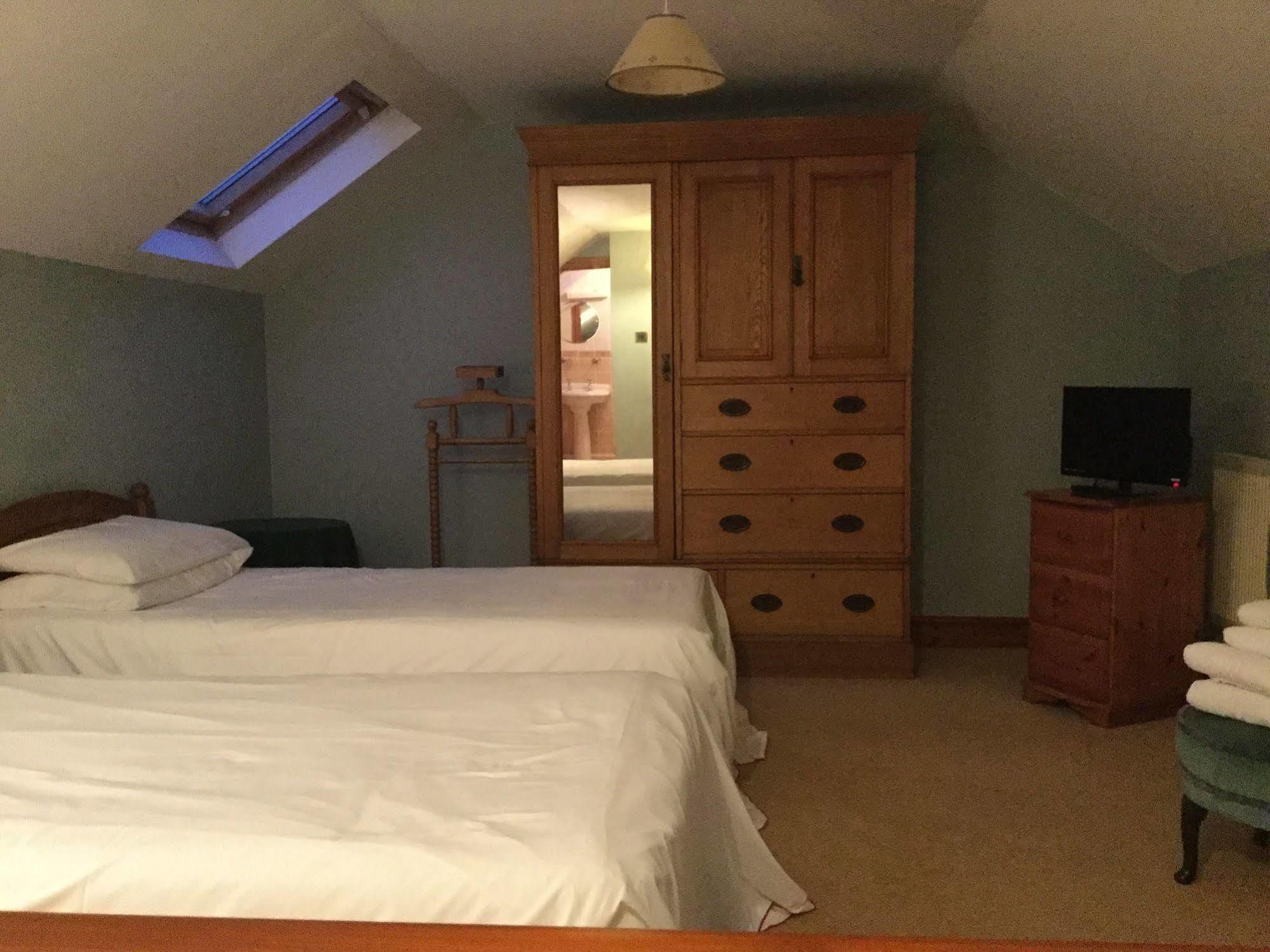Llwyn Country House Llanelli Extérieur photo