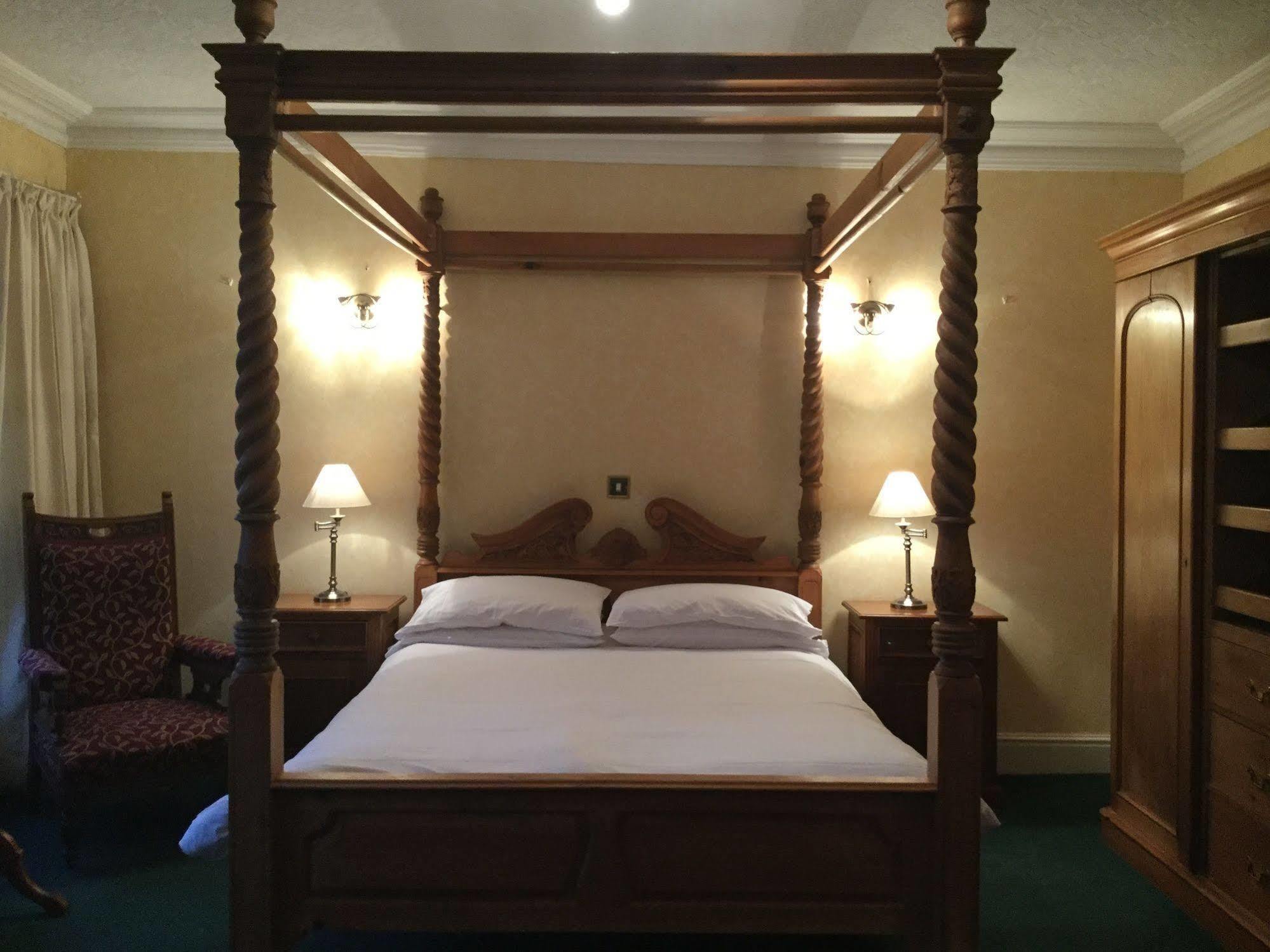 Llwyn Country House Llanelli Extérieur photo